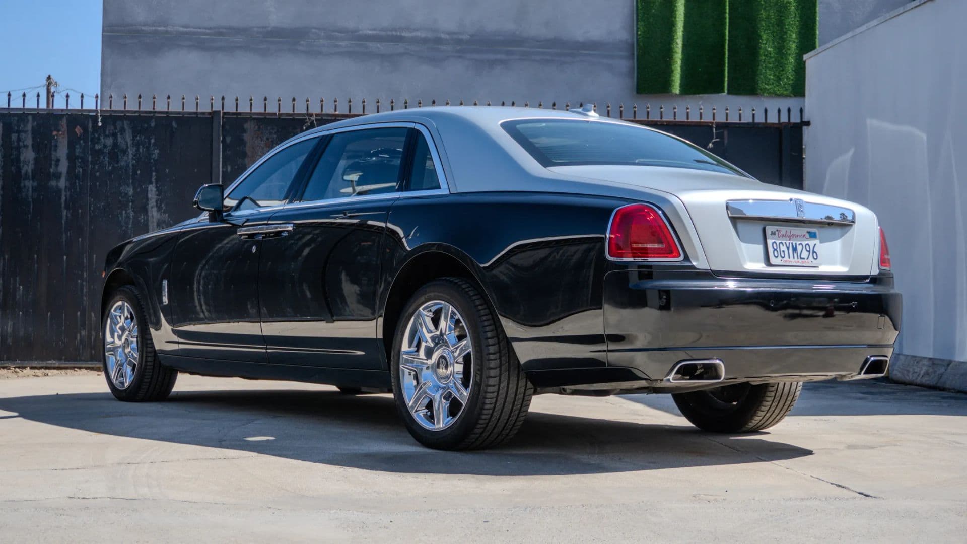 2012 ROLLS-ROYCE GHOST - Image 10
