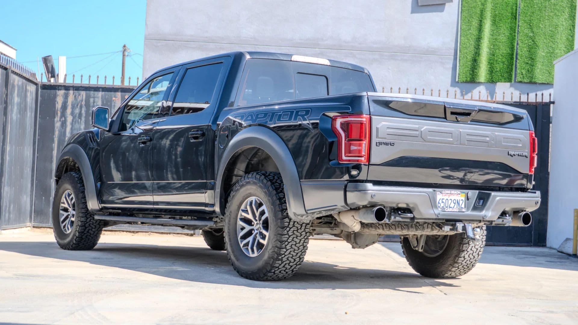 2018 FORD F150 SUPERCREW CAB - Image 2