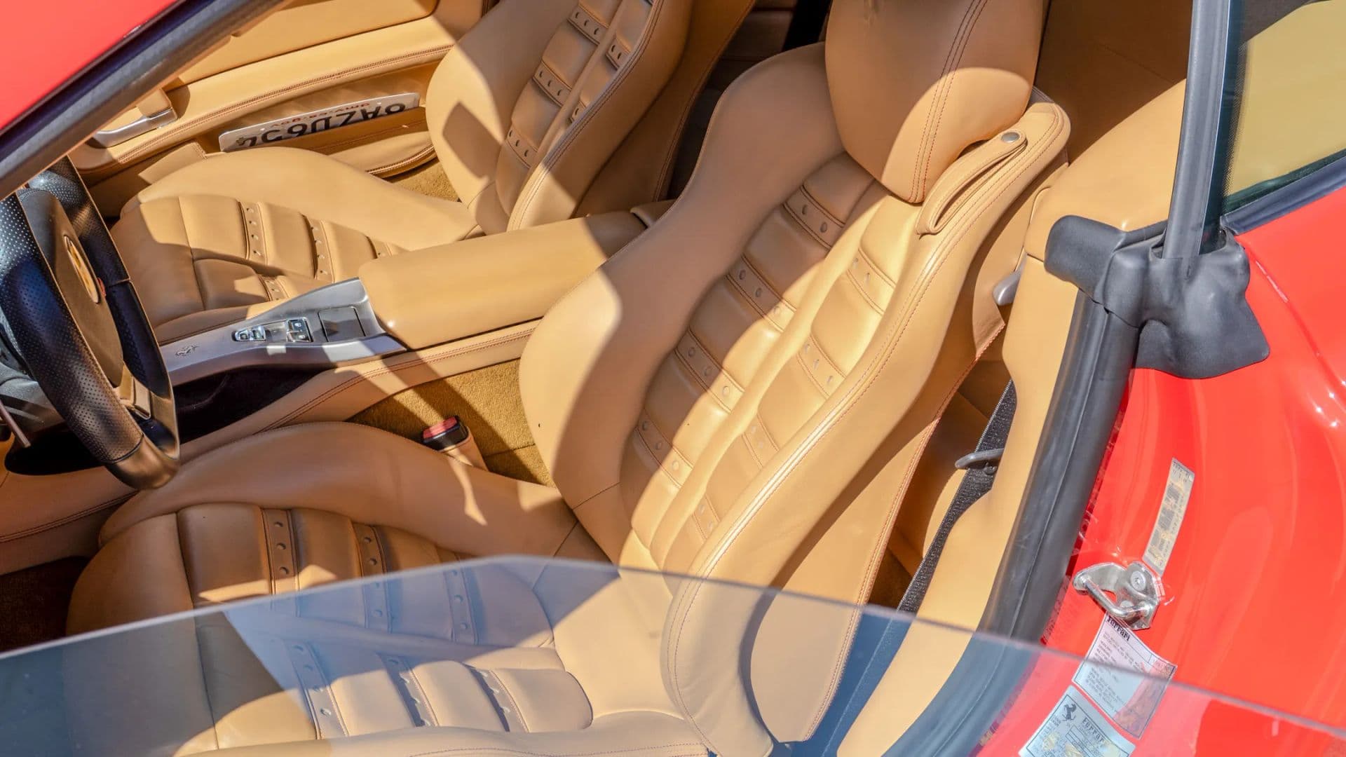 2010 FERRARI CALIFORNIA - Image 17