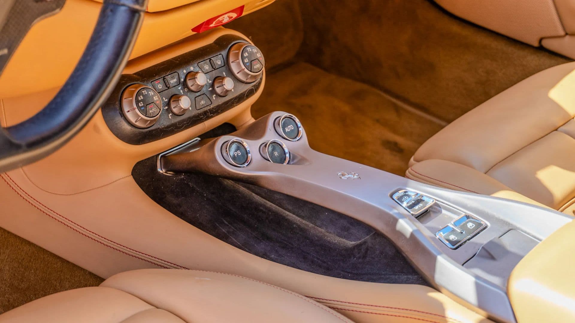 2010 FERRARI CALIFORNIA - Image 15