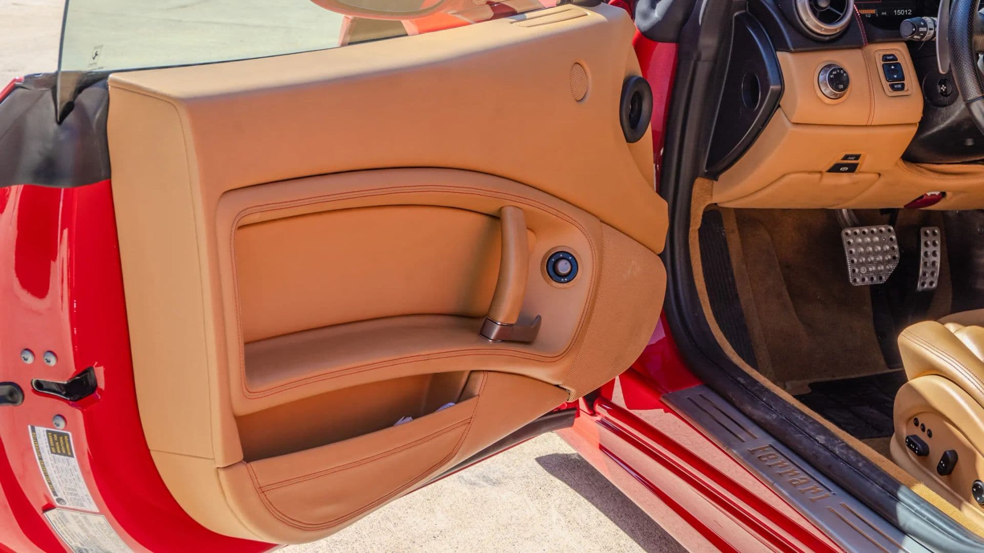 2010 FERRARI CALIFORNIA - Image 16