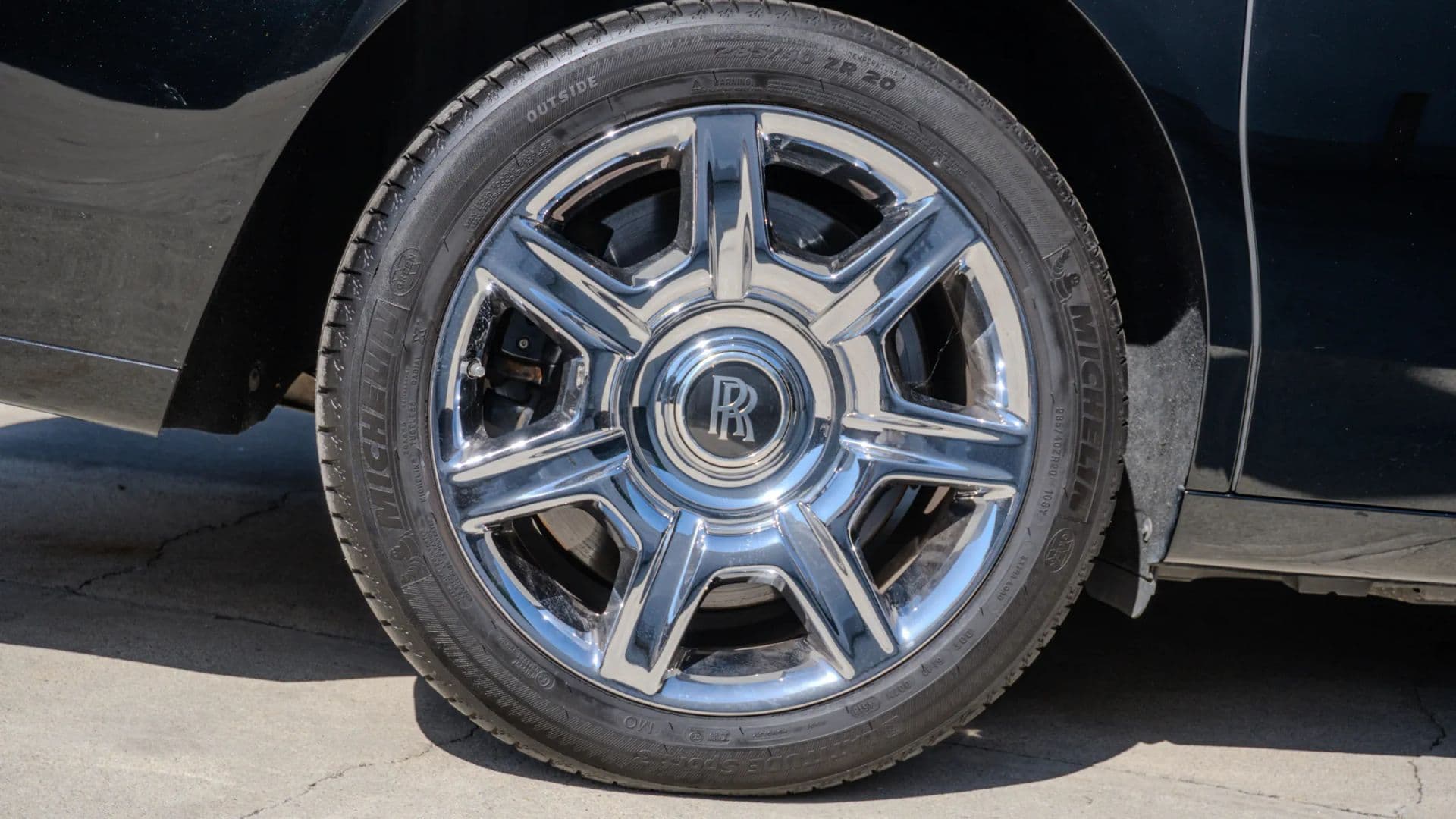 2012 ROLLS-ROYCE GHOST - Image 6