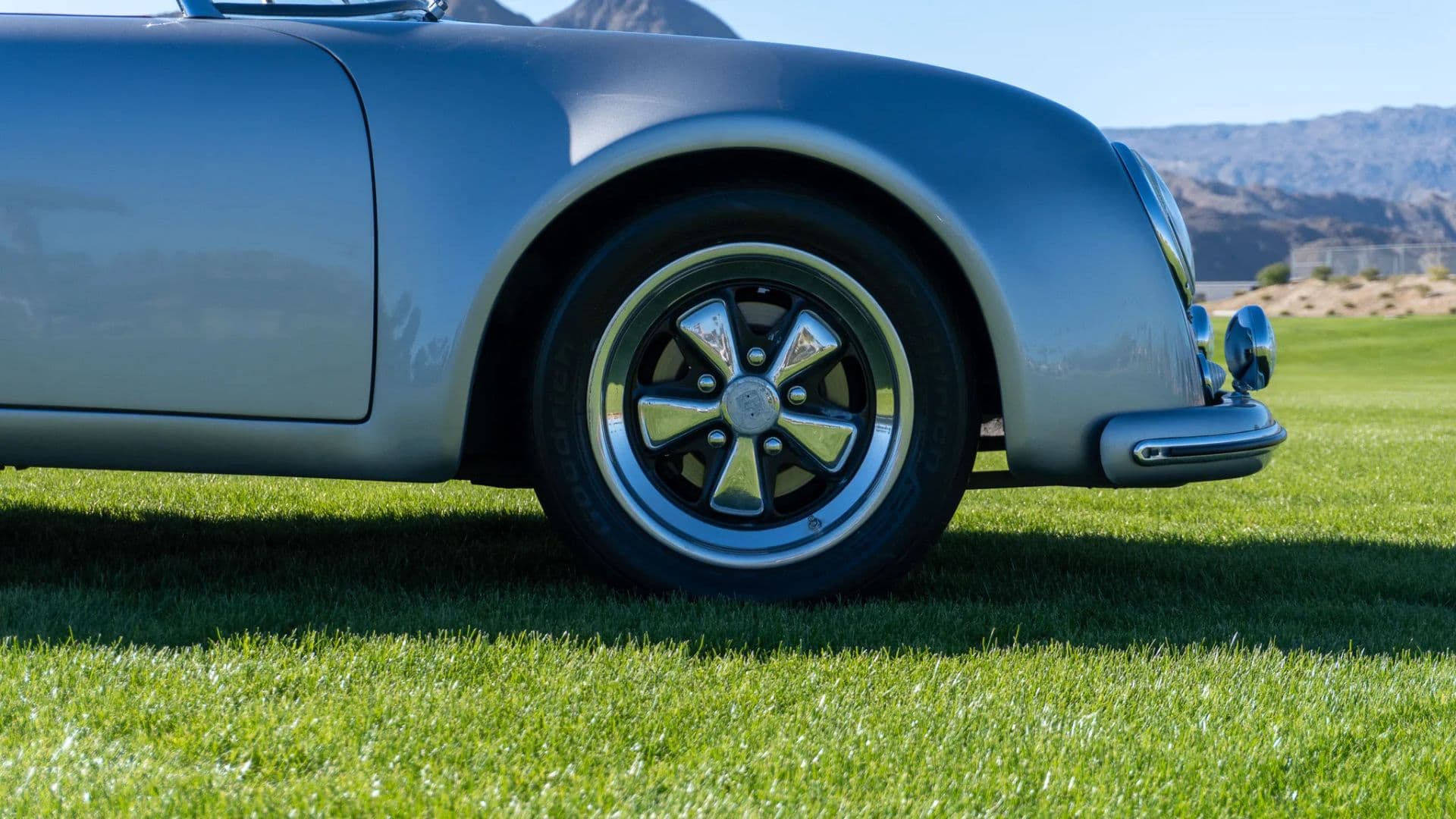 1957 PORSCHE/JPS 356A - Image 10