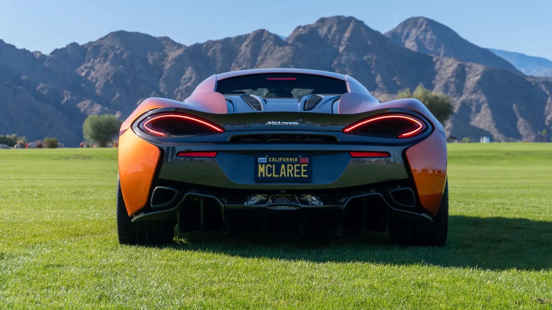 2016 MCLAREN 570S - Image 20