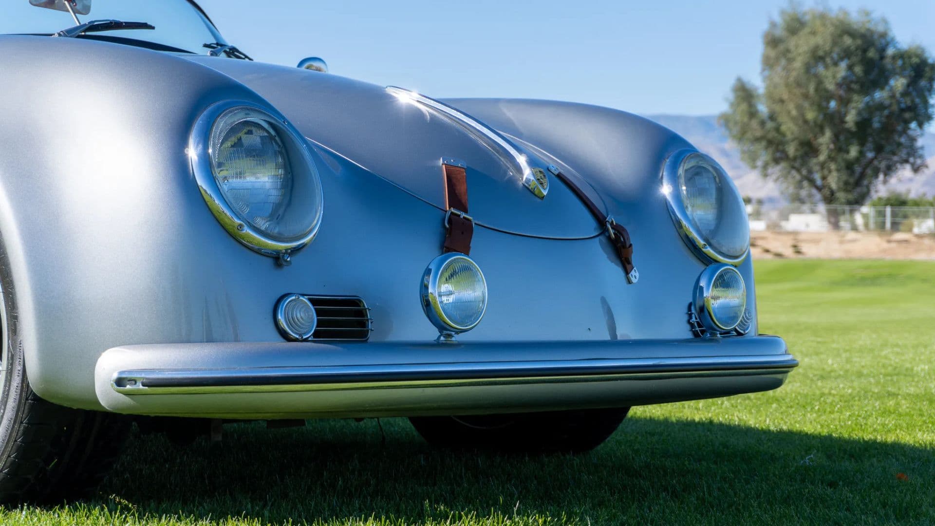 1957 PORSCHE/JPS 356A - Image 33