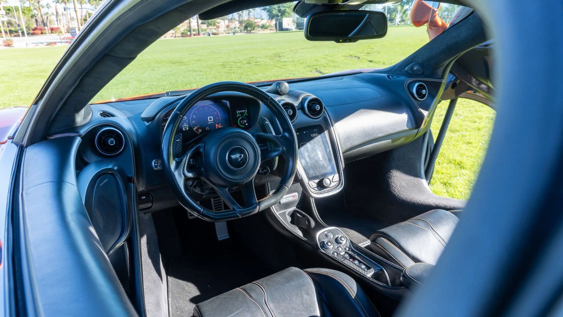 2016 MCLAREN 570S - Image 36