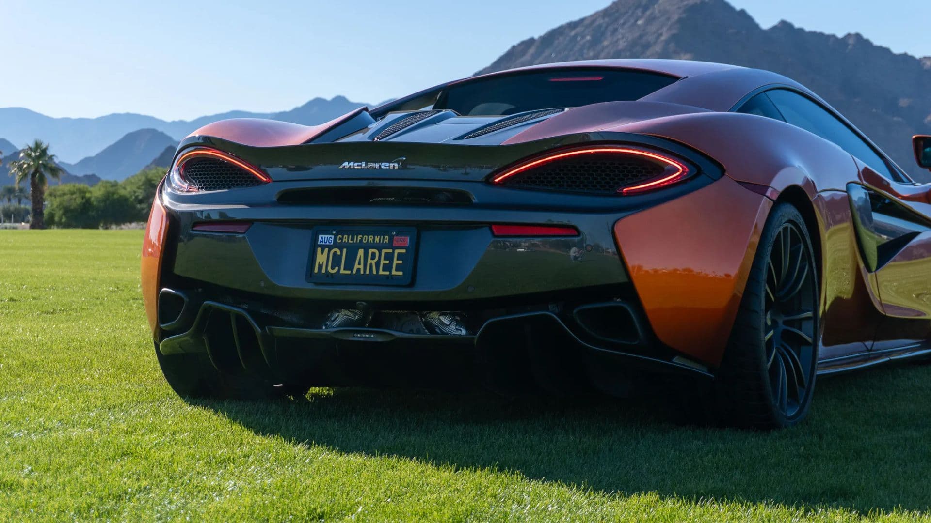 2016 MCLAREN 570S - Image 21