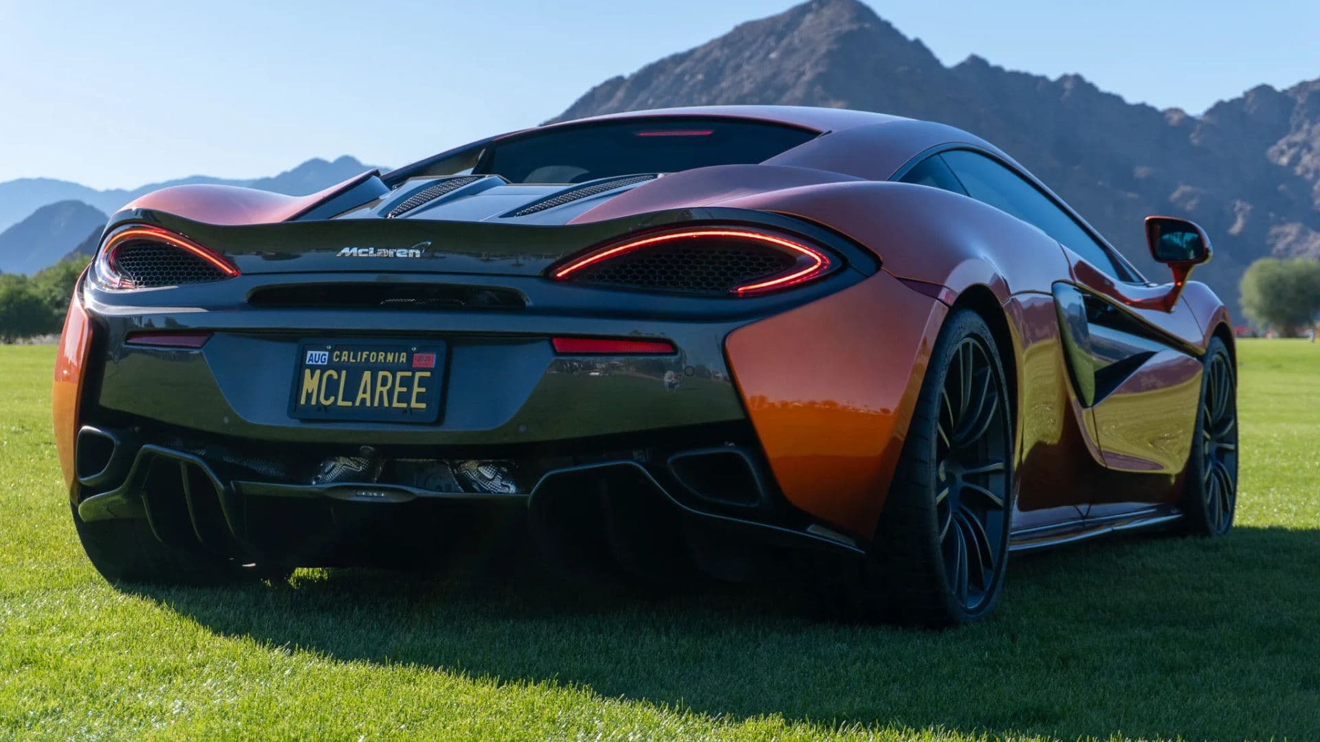 2016 MCLAREN 570S - Image 22