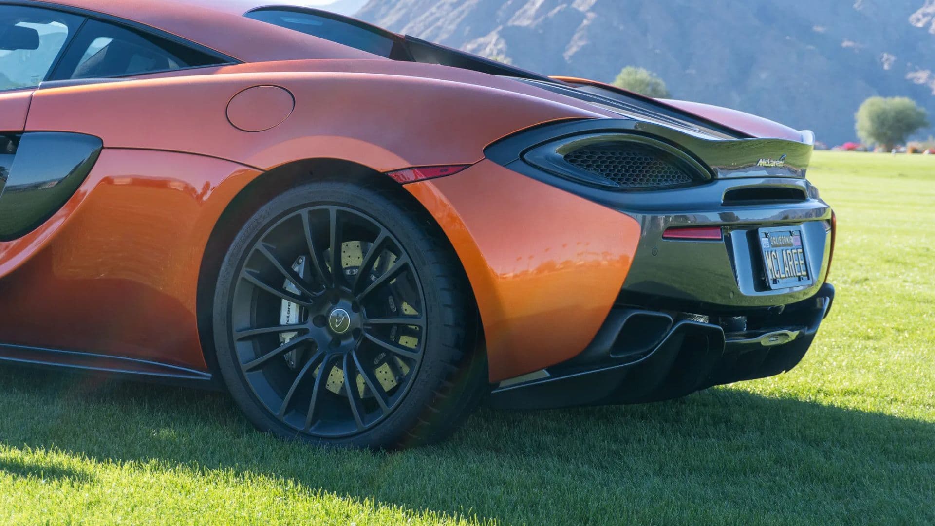 2016 MCLAREN 570S - Image 10