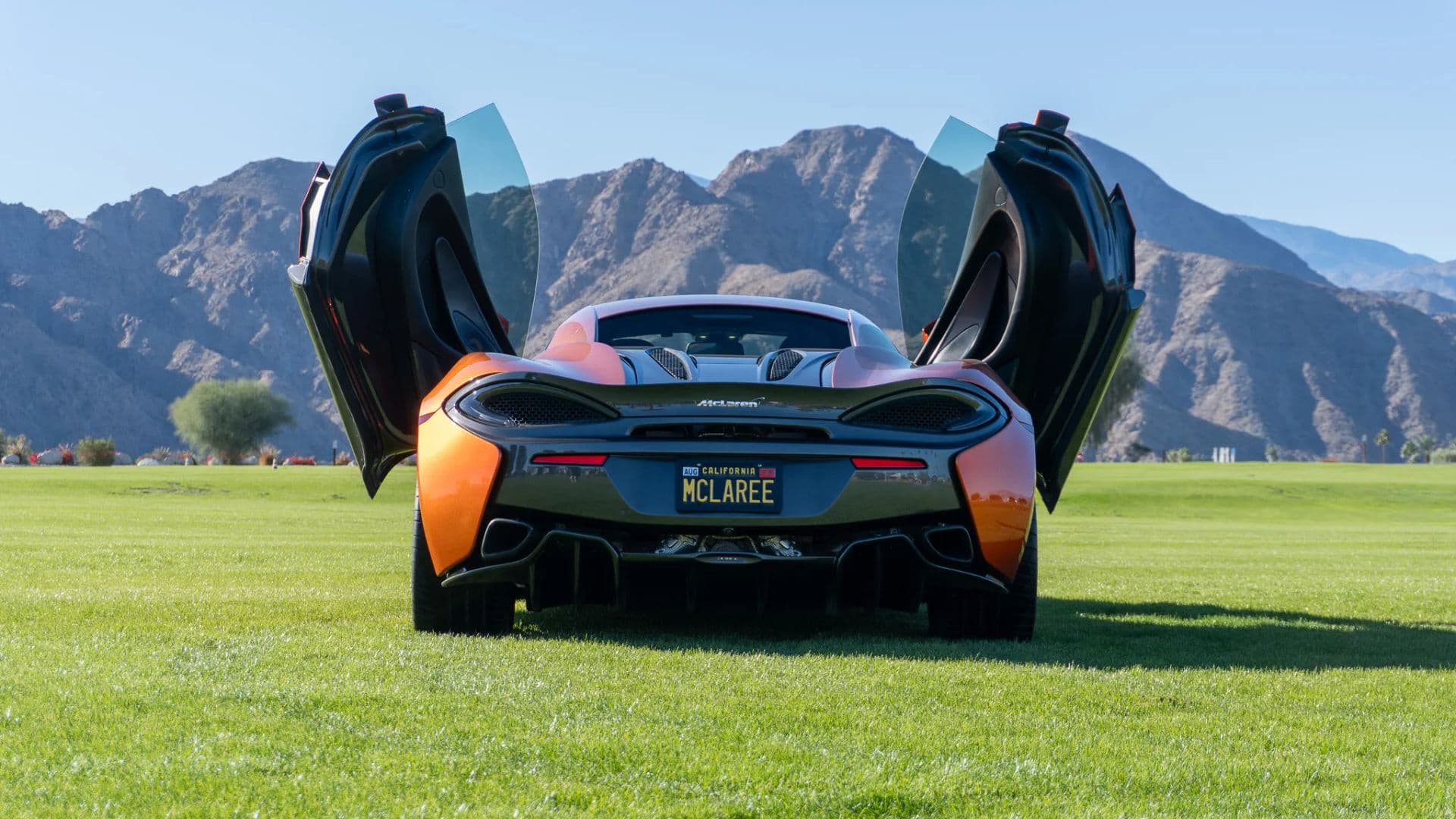 2016 MCLAREN 570S - Image 17