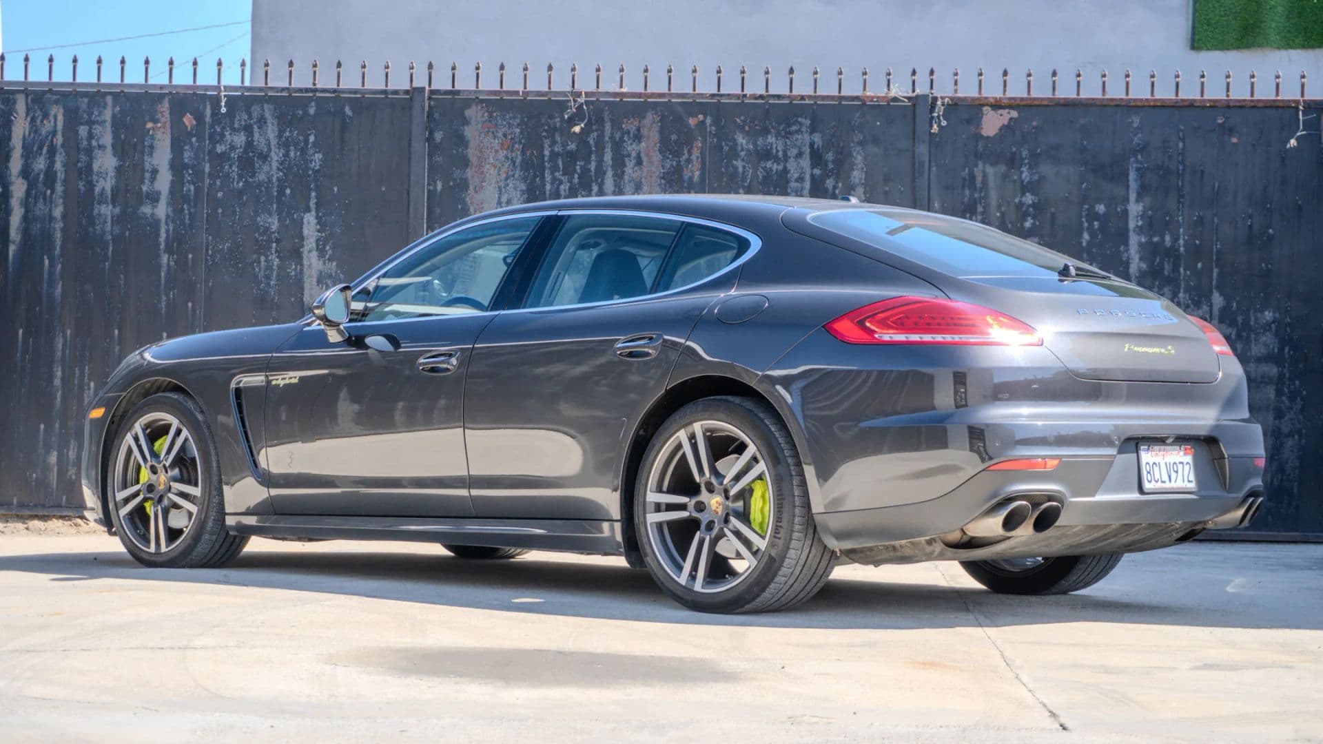 2016 PORSCHE PANAMERA - Image 23