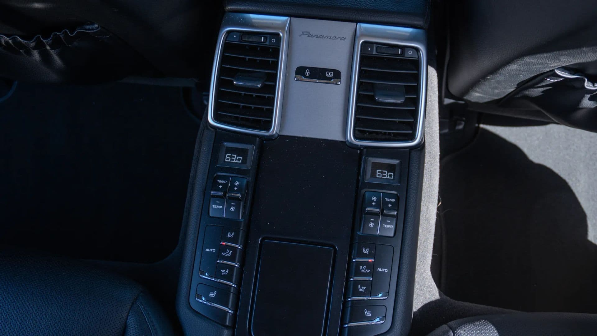 2016 PORSCHE PANAMERA - Image 22